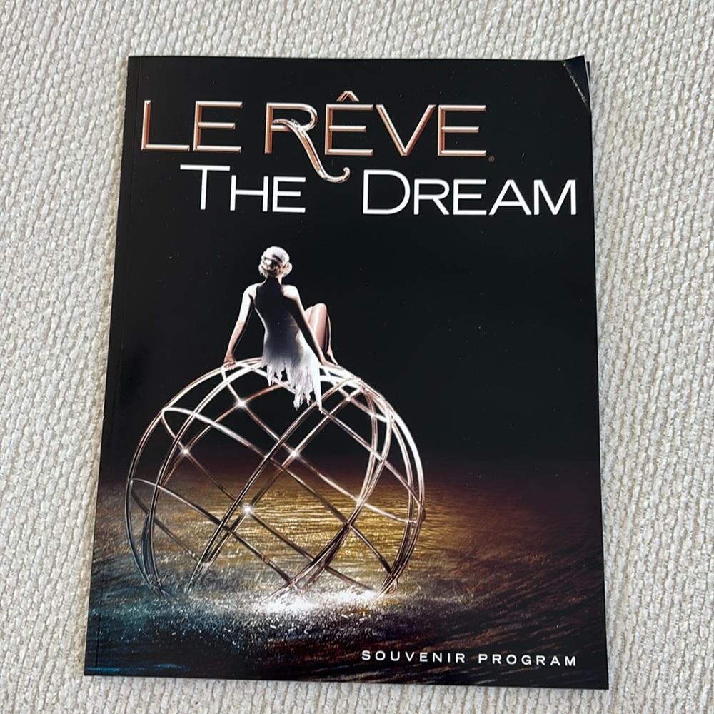 Le Reve the dream souvenir program Wynn show Las Vegas